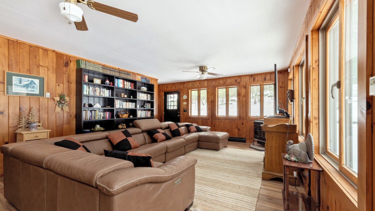 Photo of Livingroom in Narrowsburg