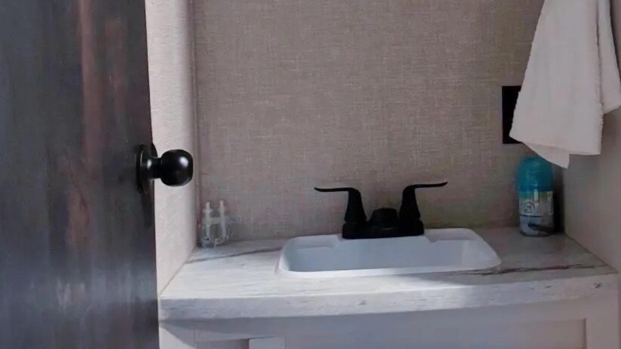 Photo of Bathroom in Clewiston