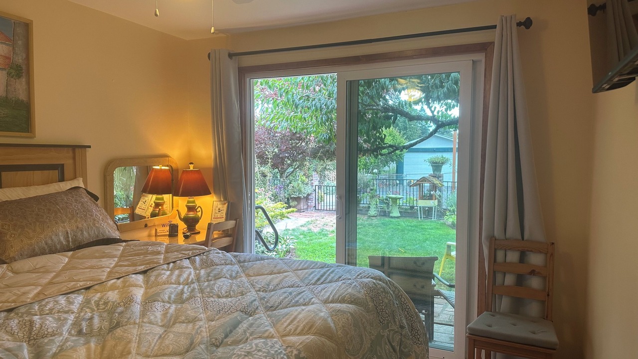 Photo of Bedroom in Des Moines