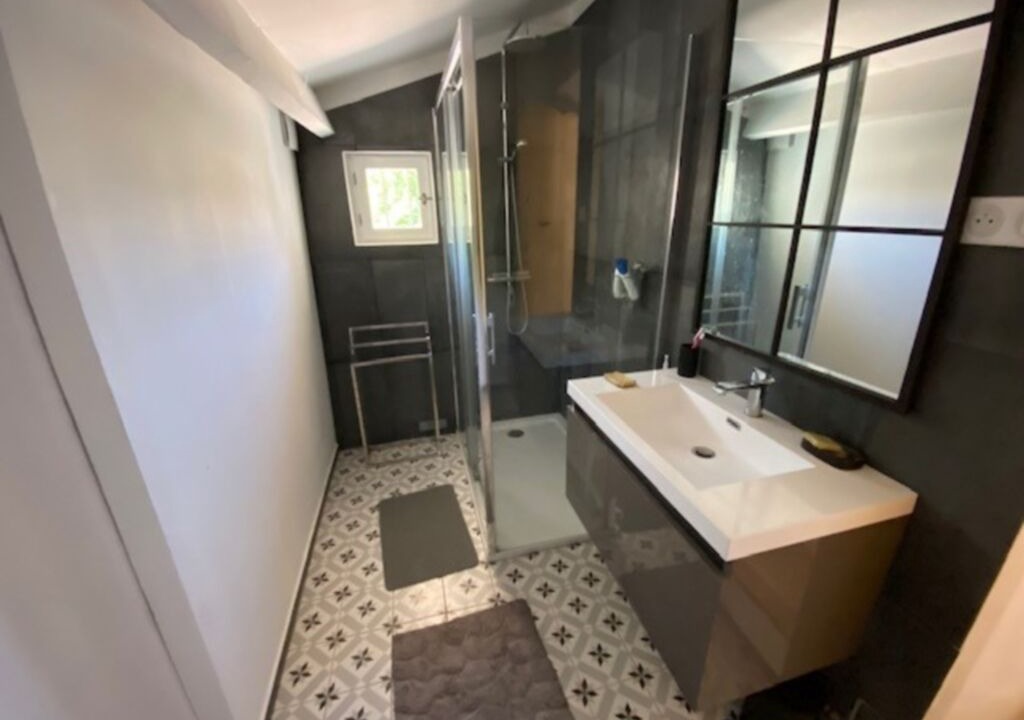 Photo of Bathroom in Le Castellet