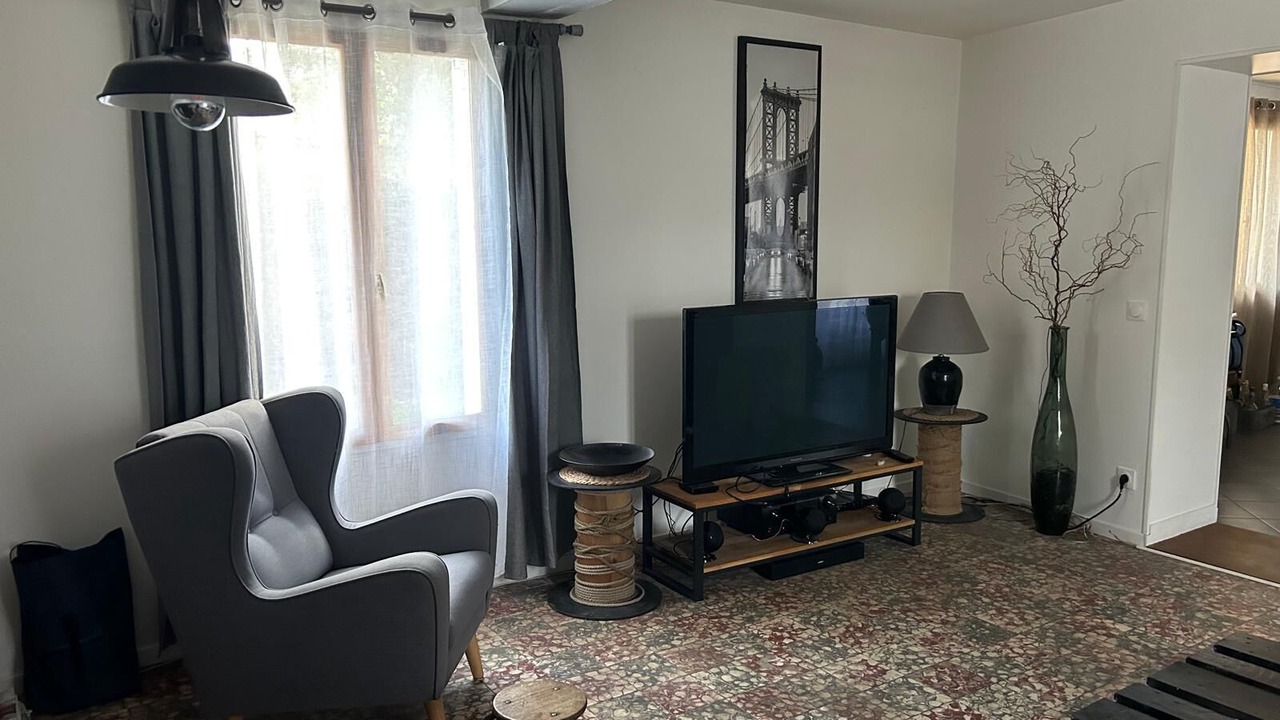 Photo of Livingroom in Saint-Martin-aux-Buneaux