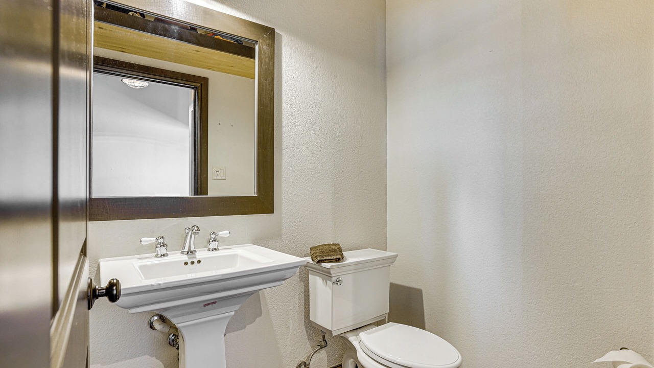 Photo of Bathroom in Palo Pinto County