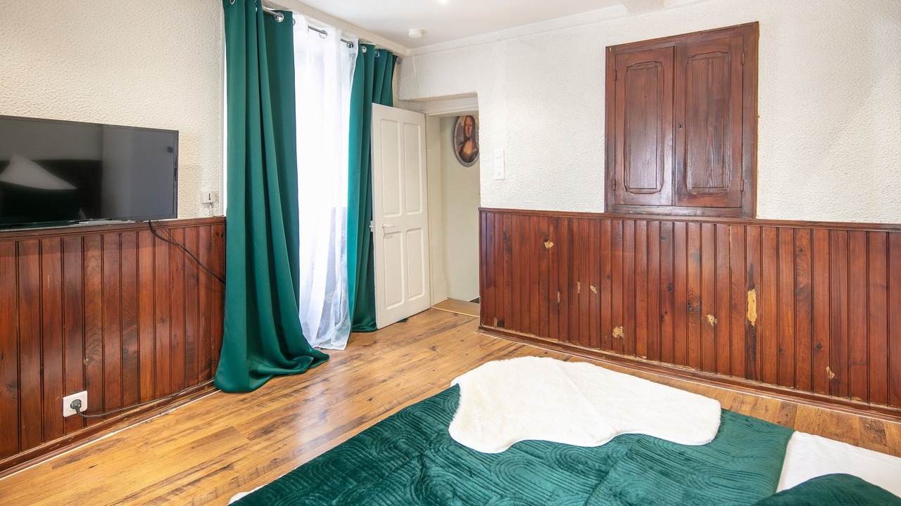 Photo of Bedroom in Saint-Geoire-en-Valdaine