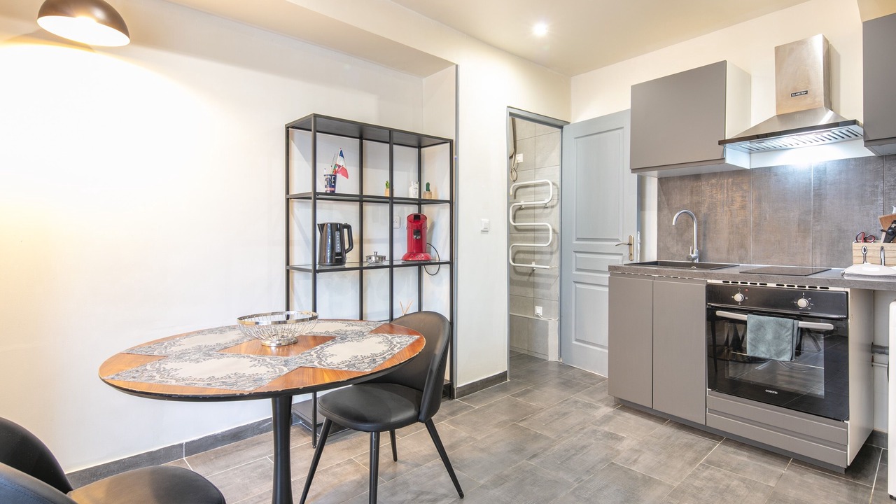 Photo of Kitchen in Saint-Geoire-en-Valdaine