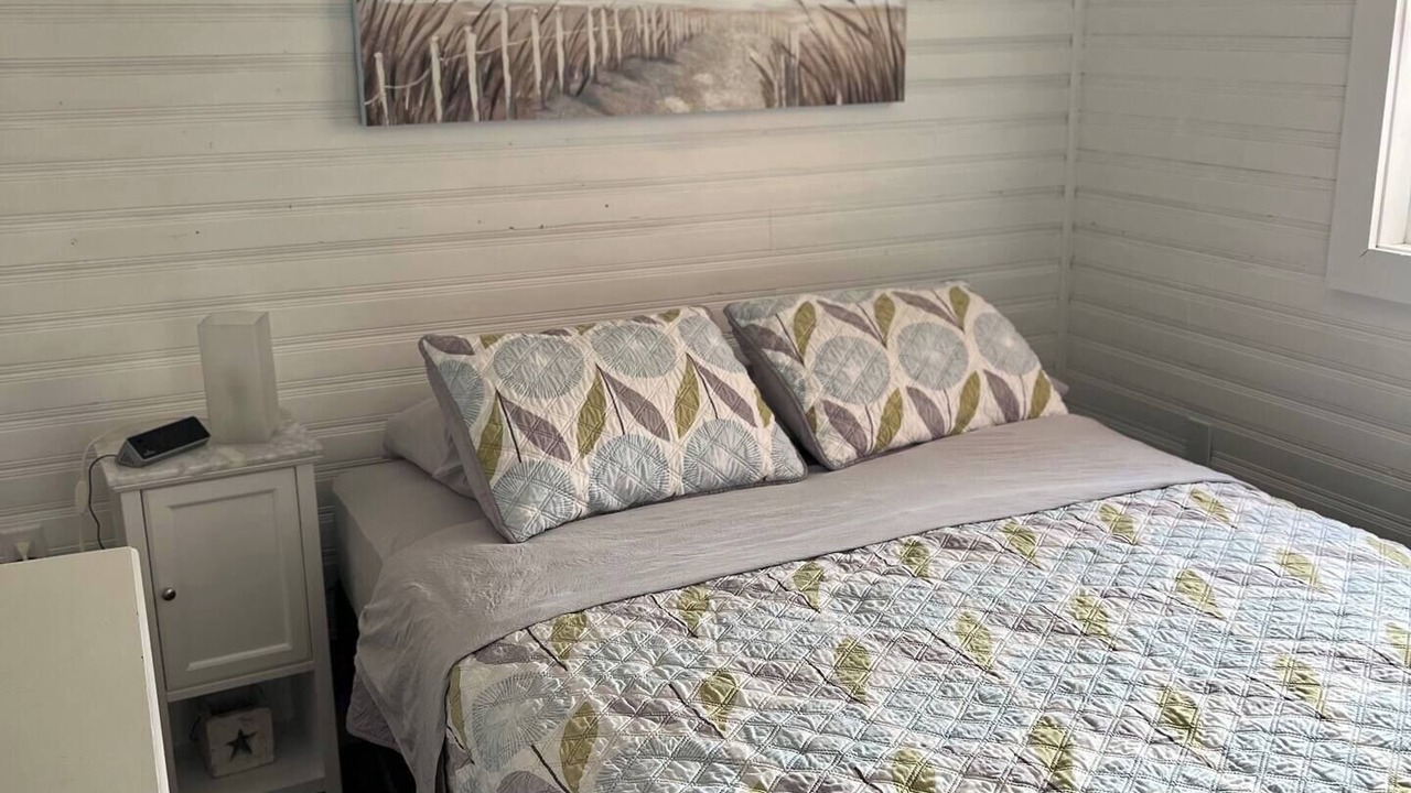 Photo of Bedroom in Pointe-du-Chene