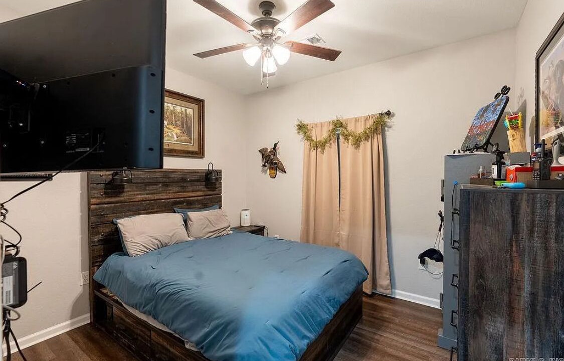 Photo of Bedroom in Heber Springs