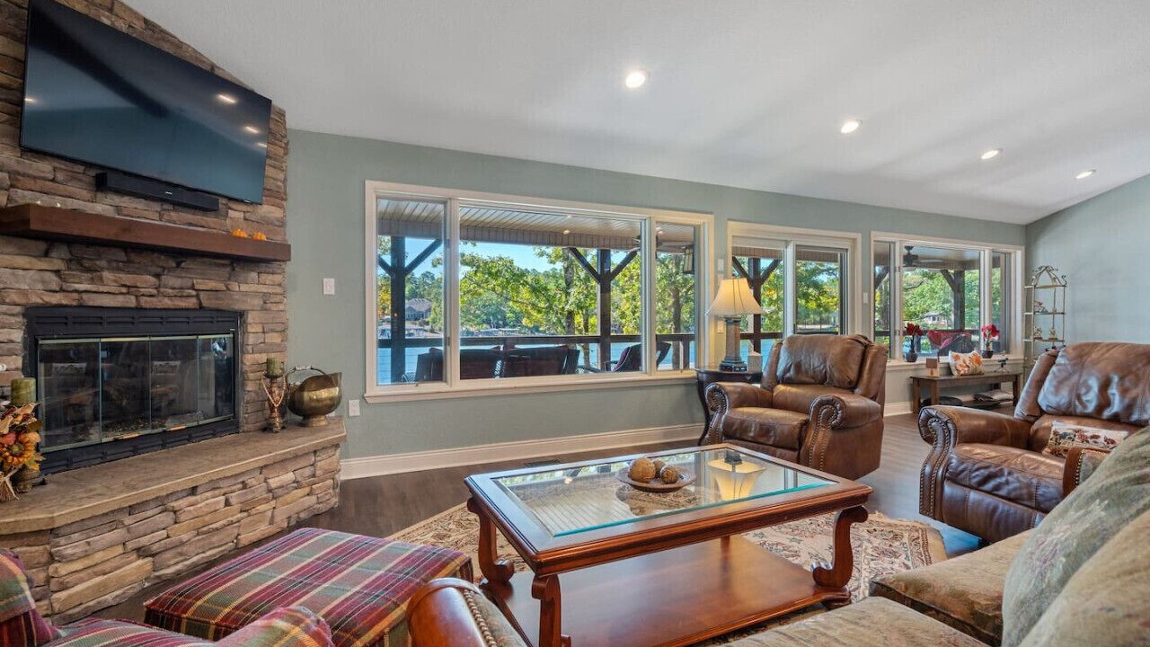 Photo of Livingroom in Hot Springs Village
