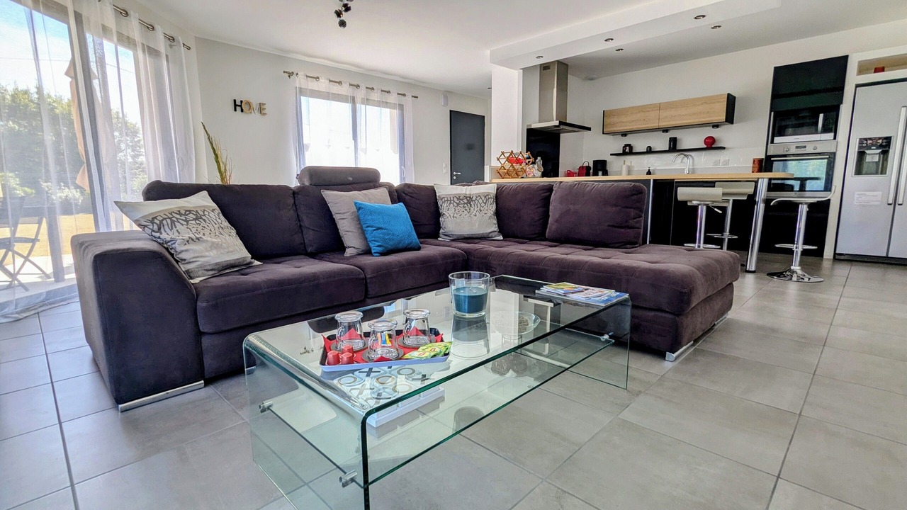 Photo of Livingroom in Saint-Hilaire-du-Rosier