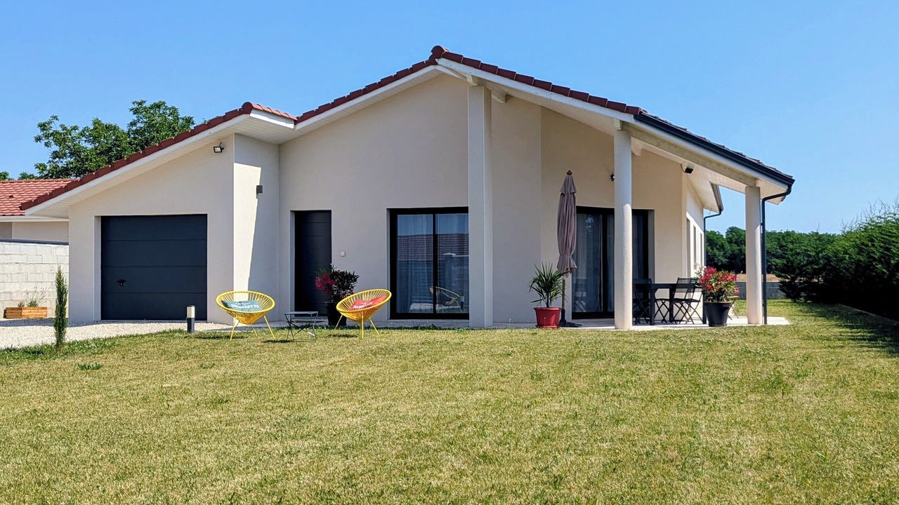 Photo of Outdoor in Saint-Hilaire-du-Rosier