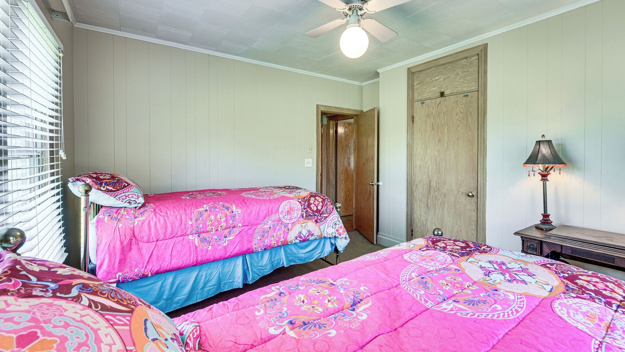 Photo of Bedroom in Broussard