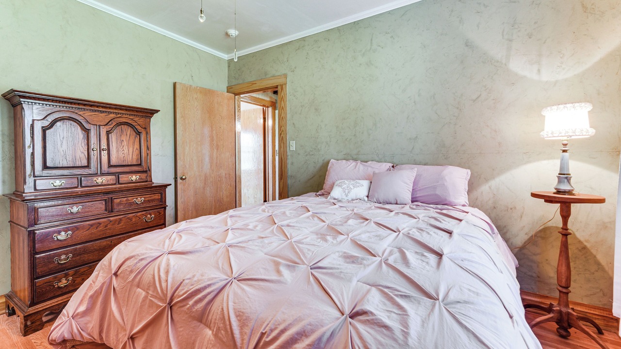 Photo of Bedroom in Broussard