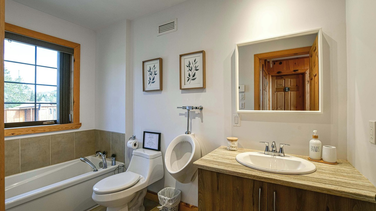 Photo of Bathroom in Pine Hill