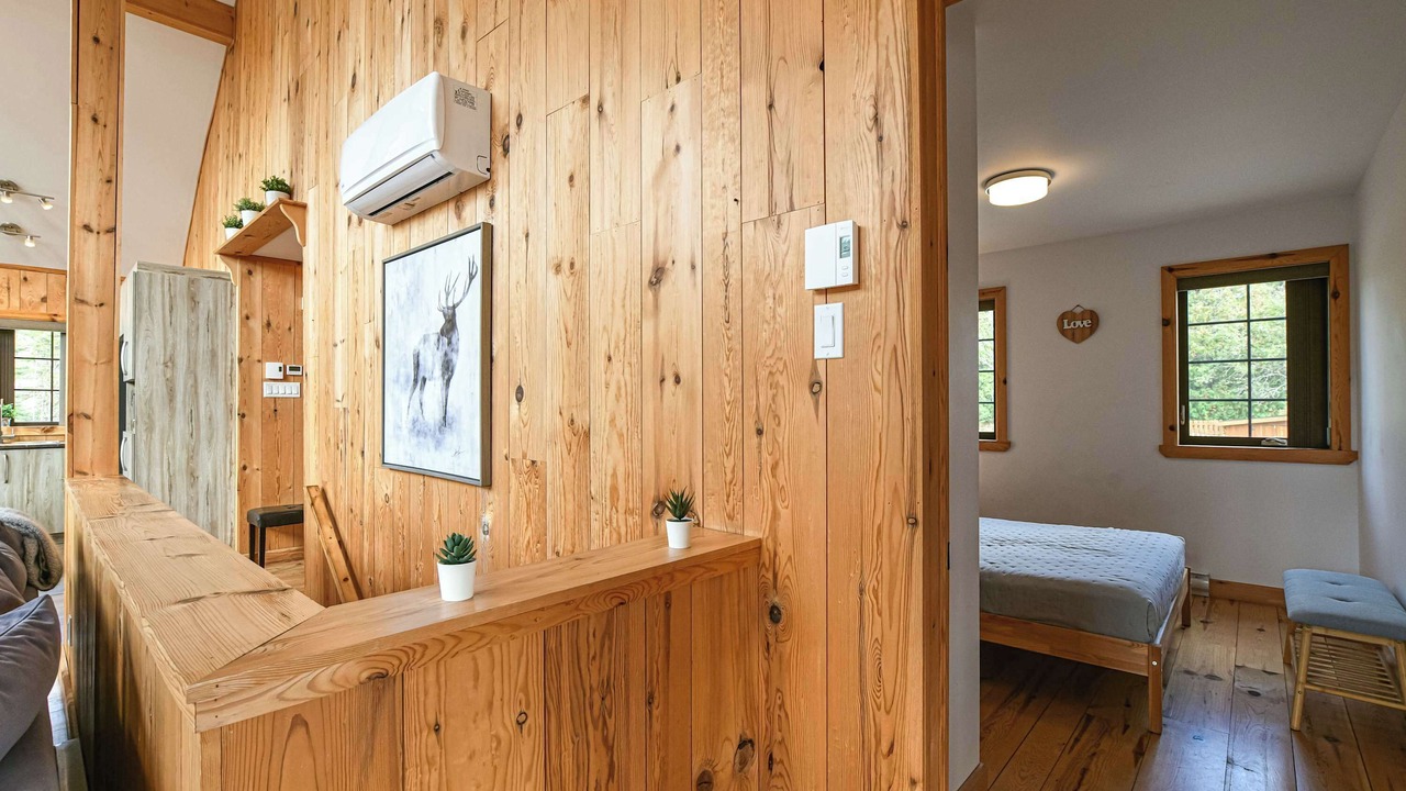 Photo of Bedroom in Pine Hill