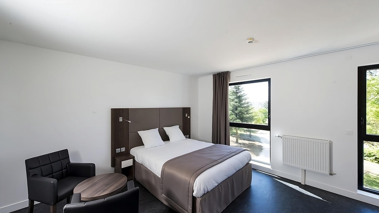 Photo of Others in Dijon