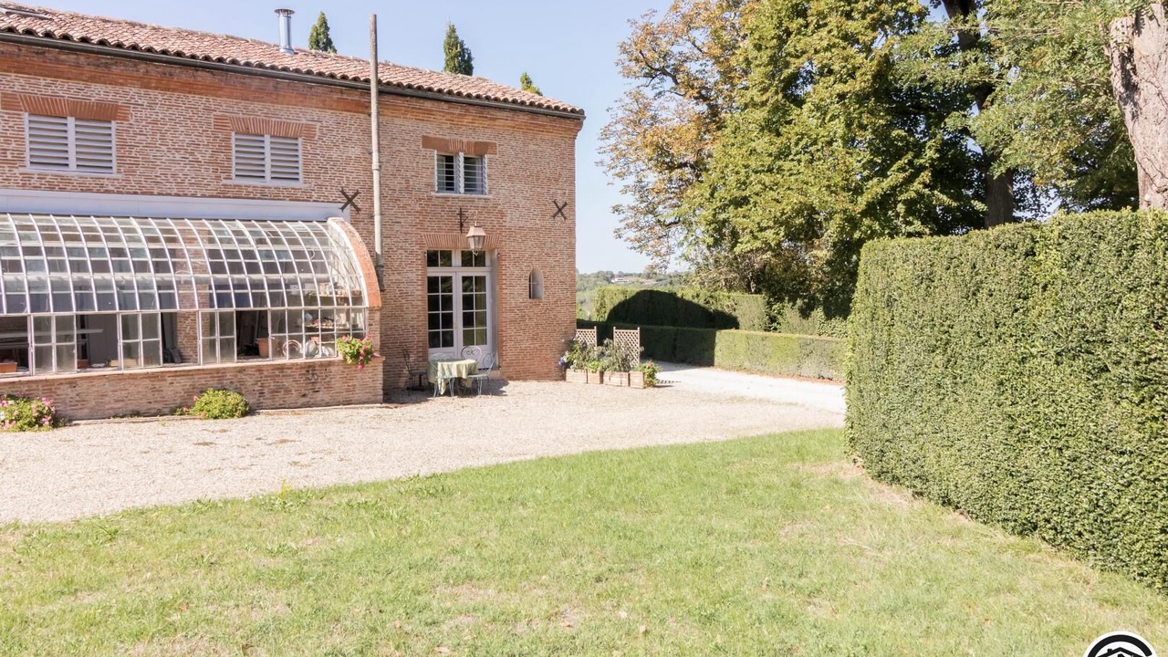 Photo of Outdoor in Dremil-Lafage