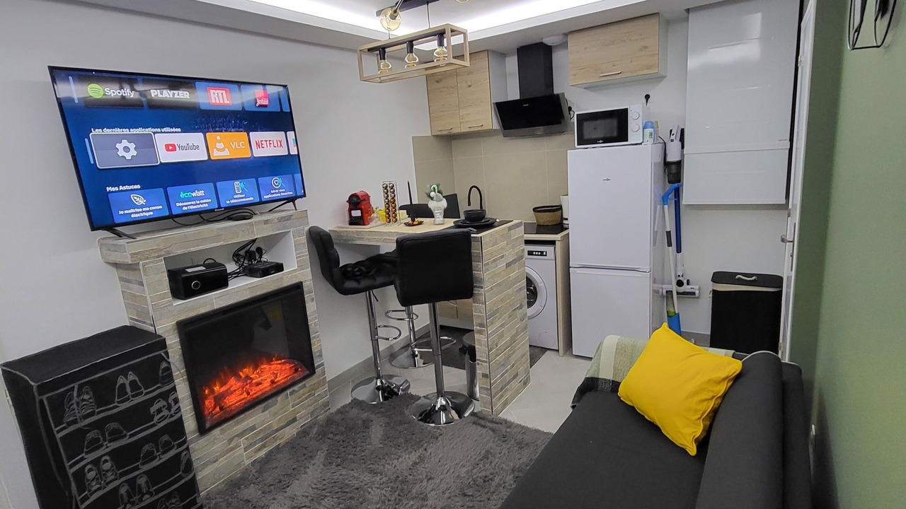 Photo of Livingroom in Bagnolet