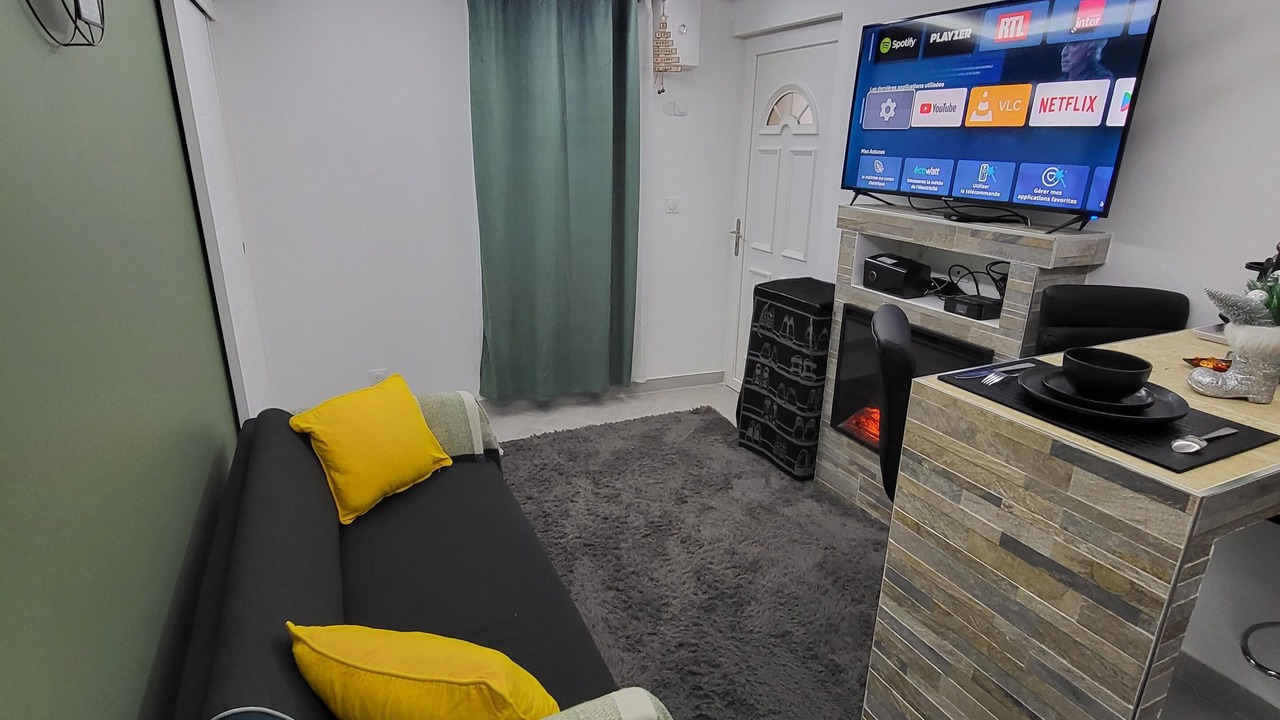 Photo of Livingroom in Bagnolet