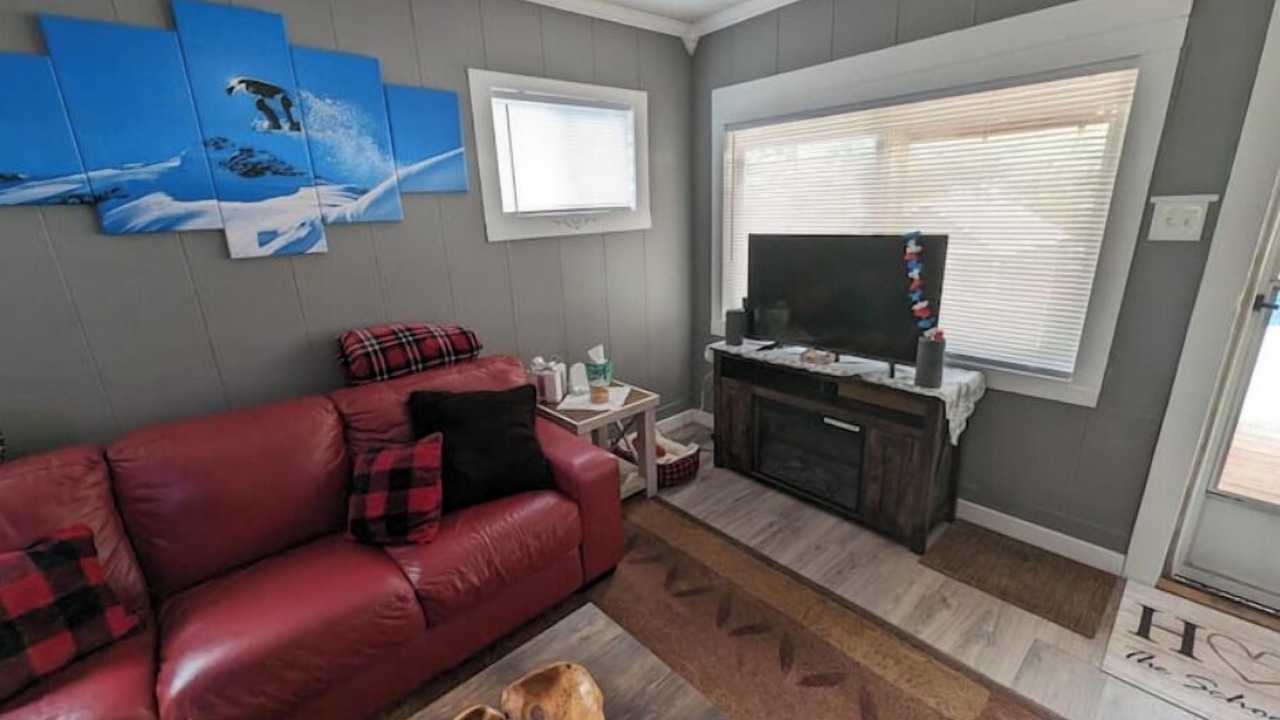 Photo of Livingroom in Mullan