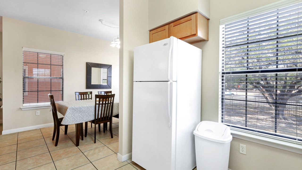 Photo of Kitchen in Eckhert Crossing