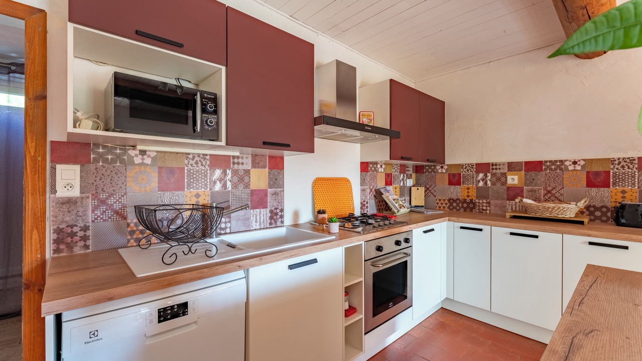Photo of Kitchen in Villelaure