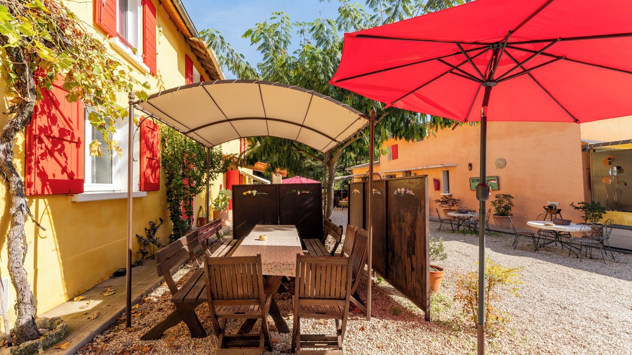 Photo of Outdoor in Villelaure