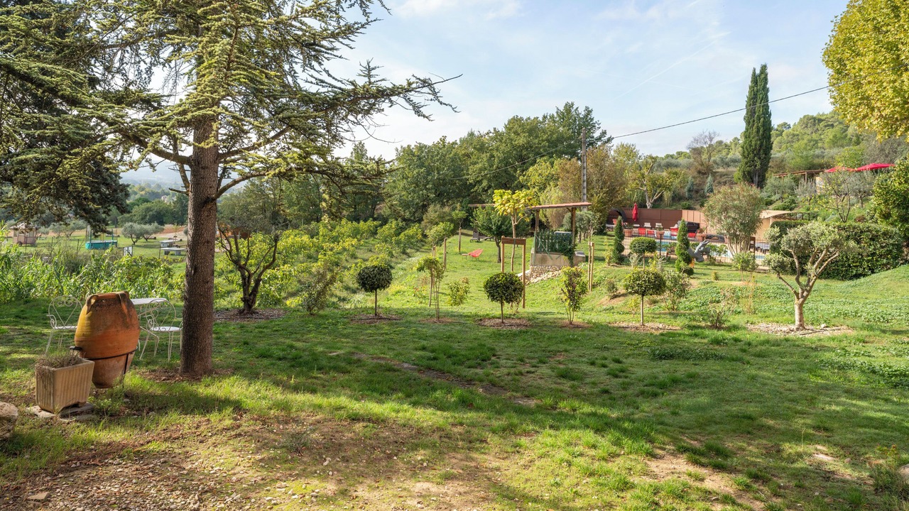 Photo of Outdoor in Villelaure