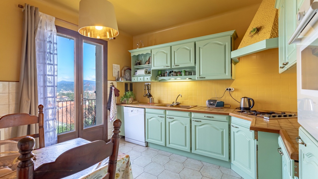 Photo of Kitchen in Ceret