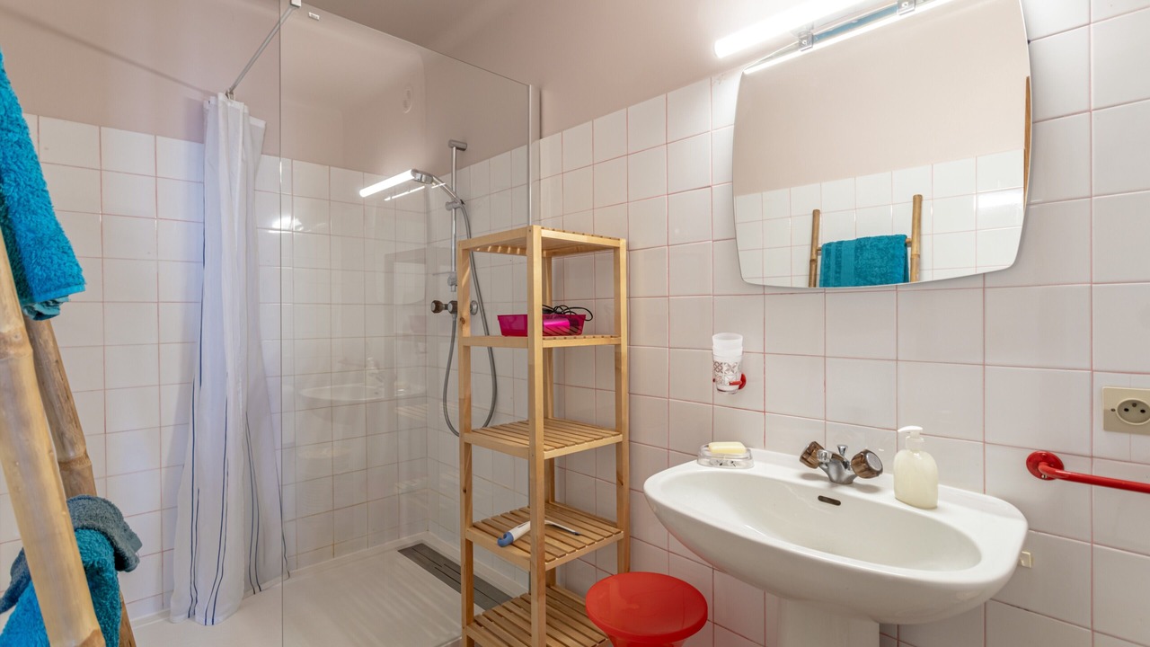Photo of Bathroom in Ceret