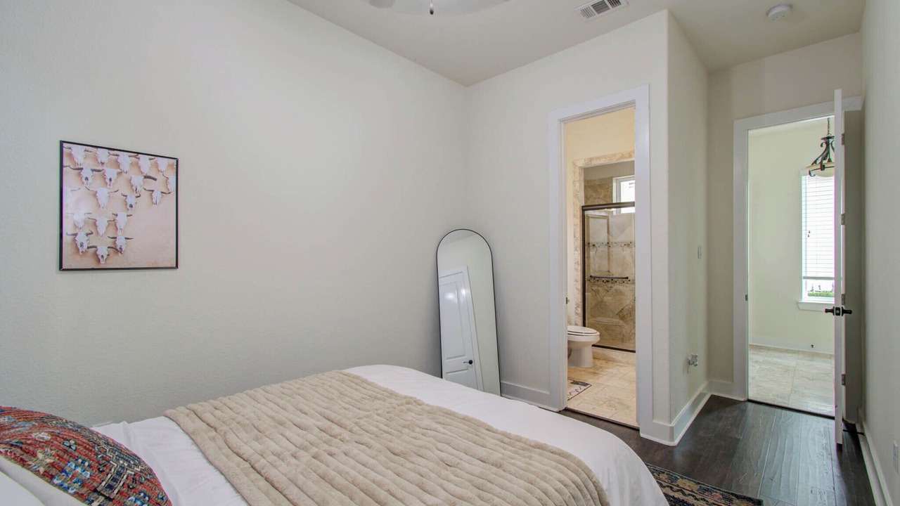 Photo of Bathroom in Washington Ave./ Memorial Park