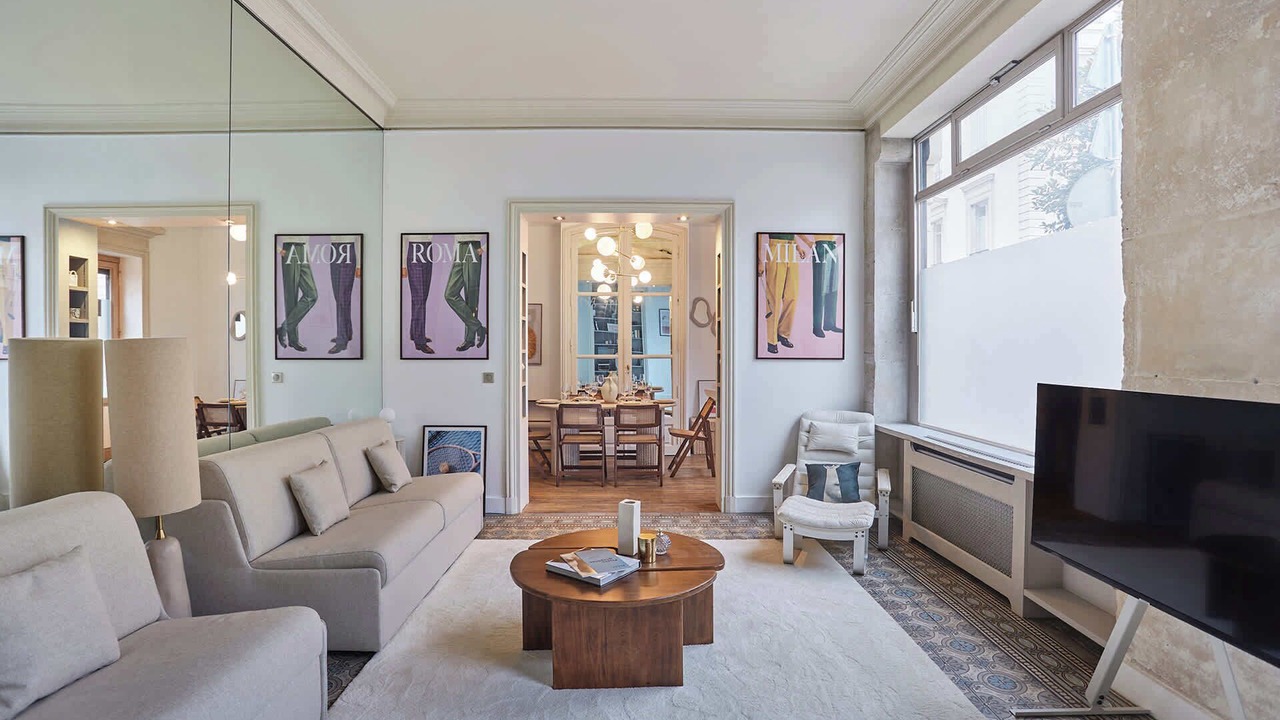 Photo of Others in Quartier de l'Ecole-Militaire