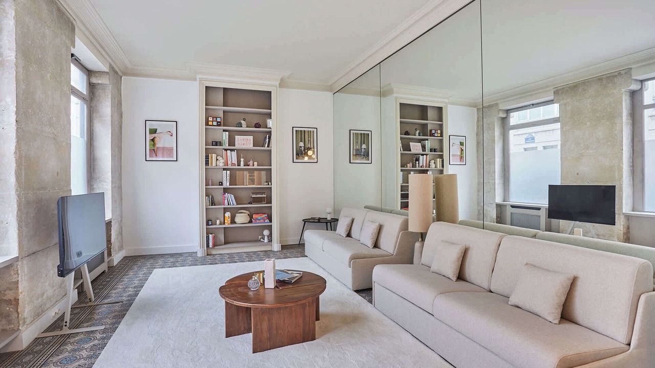 Photo of Others in Quartier de l'Ecole-Militaire