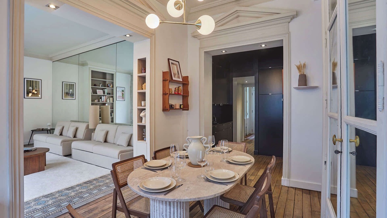 Photo of Others in Quartier de l'Ecole-Militaire