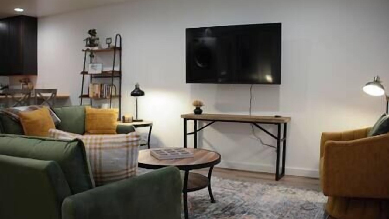 Photo of Others in Alpine Northwest