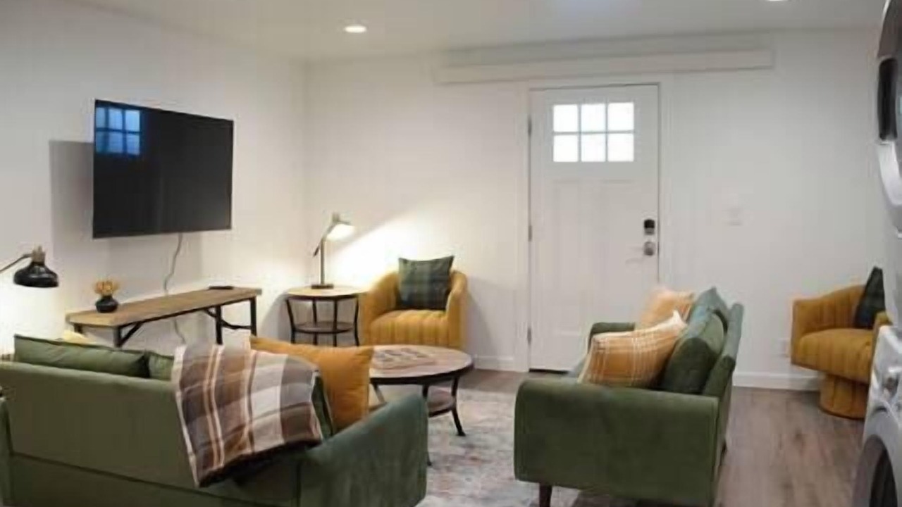 Photo of Others in Alpine Northwest