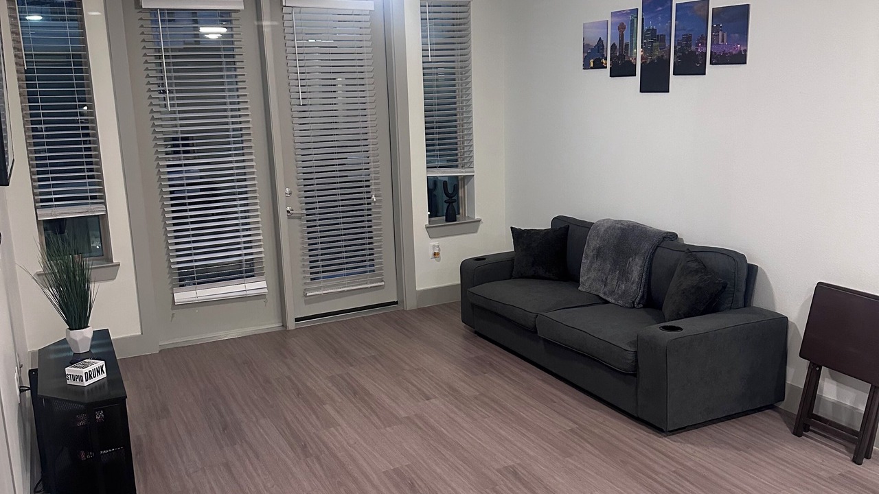Photo of Livingroom in Addison