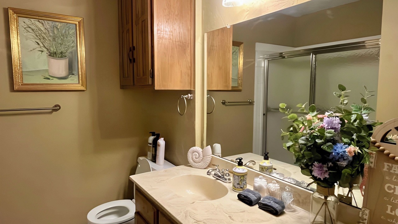 Photo of Bathroom in Early