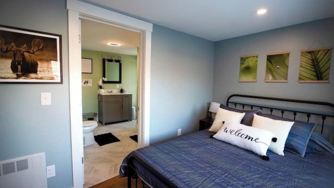 Photo of Bedroom in Wolfeboro