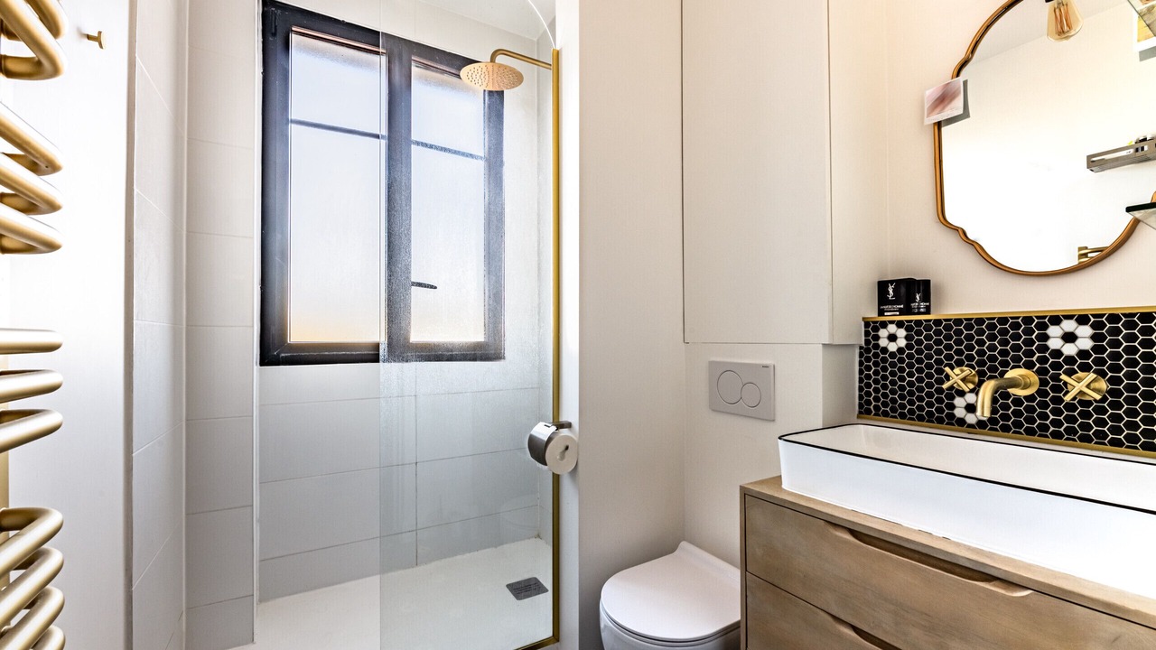 Photo of Bathroom in Parchamp–Albert Kahn