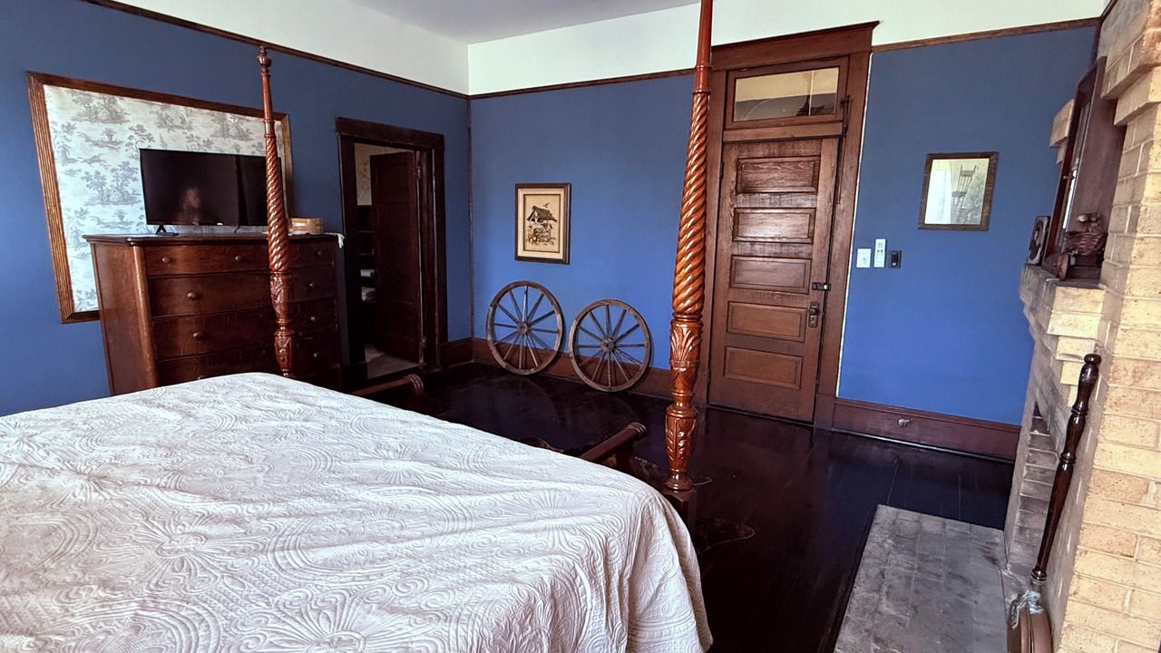 Photo of Bedroom in Mount Pleasant