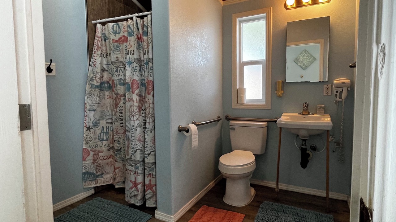 Photo of Bathroom in Harlingen