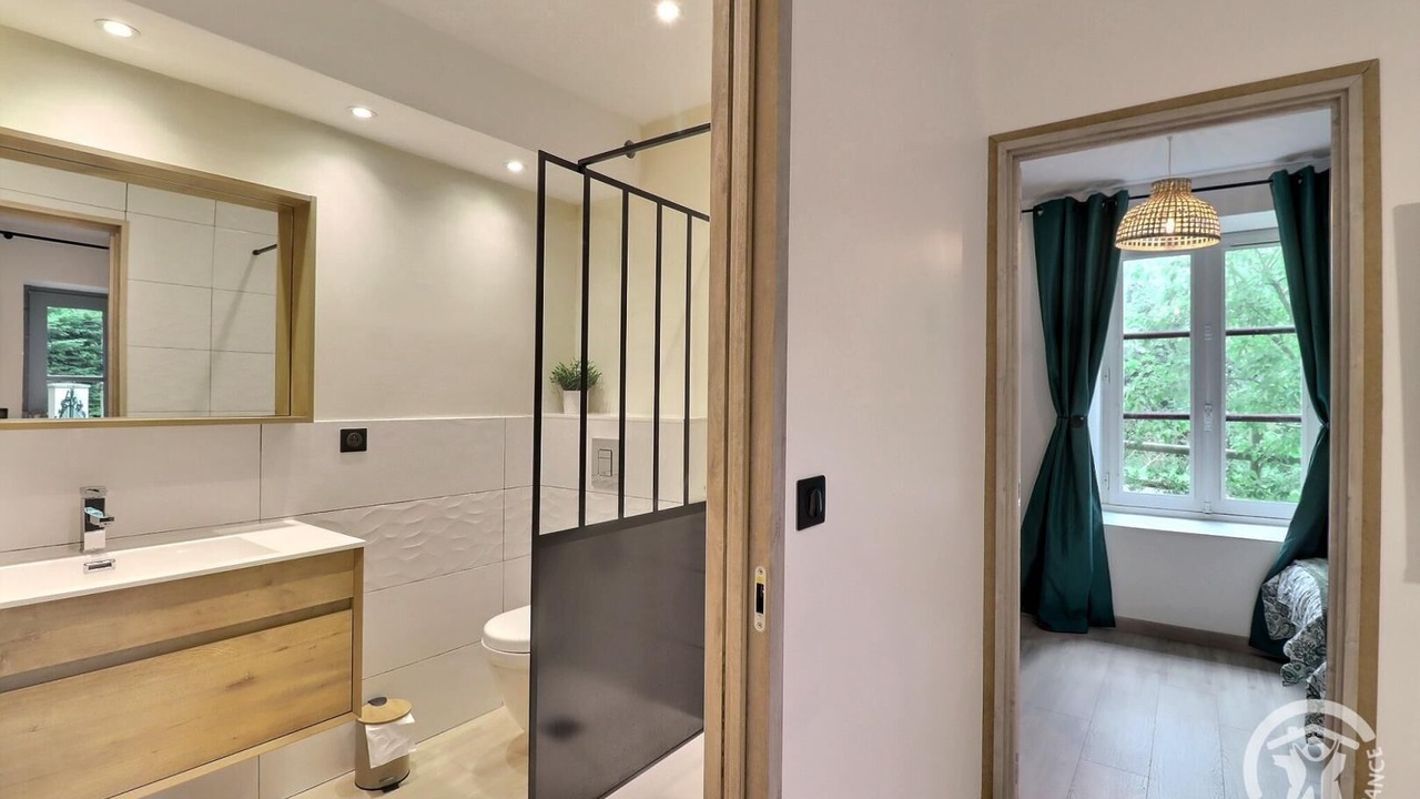 Photo of Bathroom in Miniac-sous-Becherel