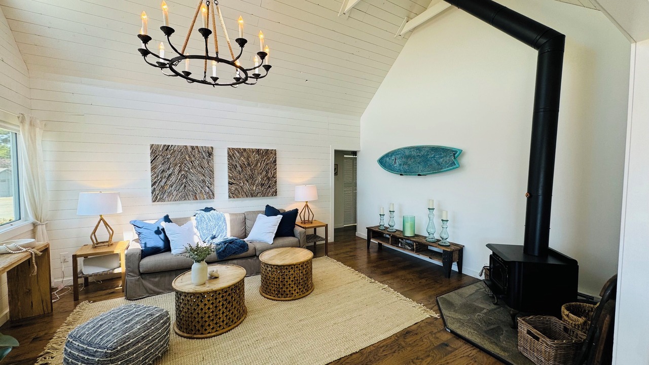 Photo of Livingroom in Bodega Bay