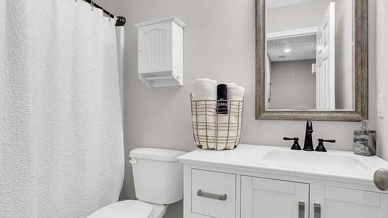 Photo of Bathroom in Flowery Branch