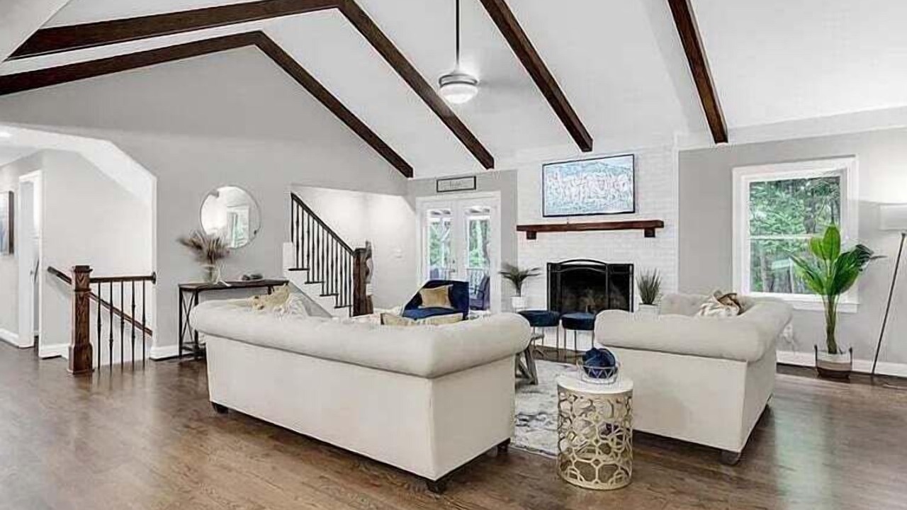Photo of Livingroom in Flowery Branch