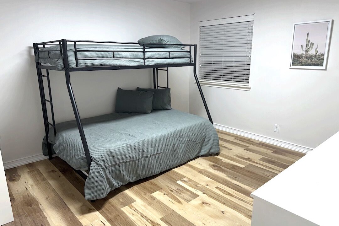 Photo of Bedroom in Helotes