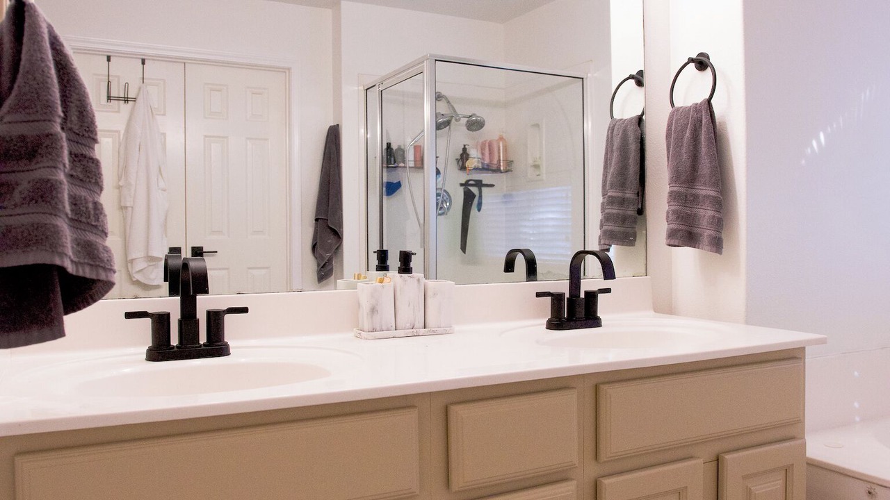 Photo of Bathroom in Helotes