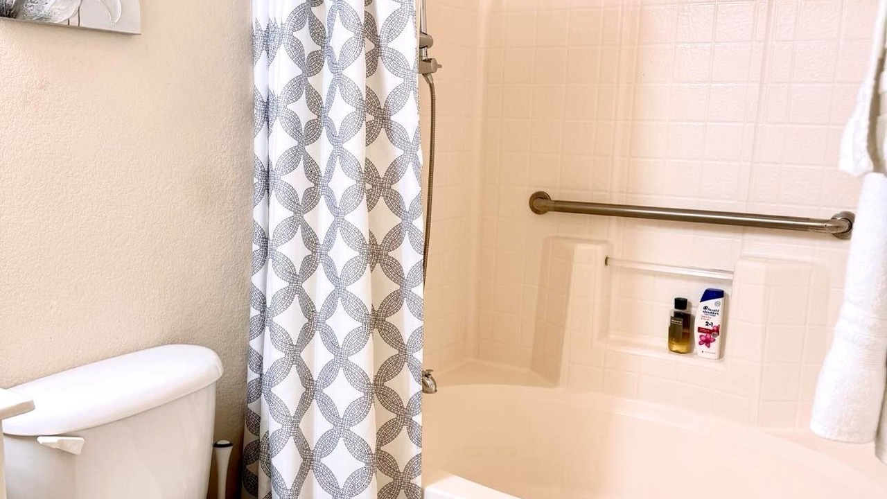 Photo of Bathroom in Fossil Creek