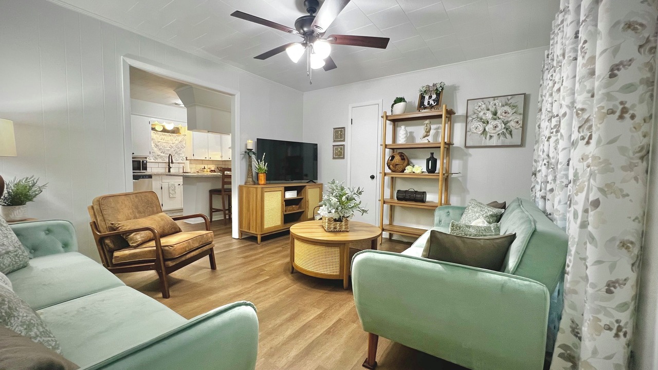 Photo of Livingroom in Marksville