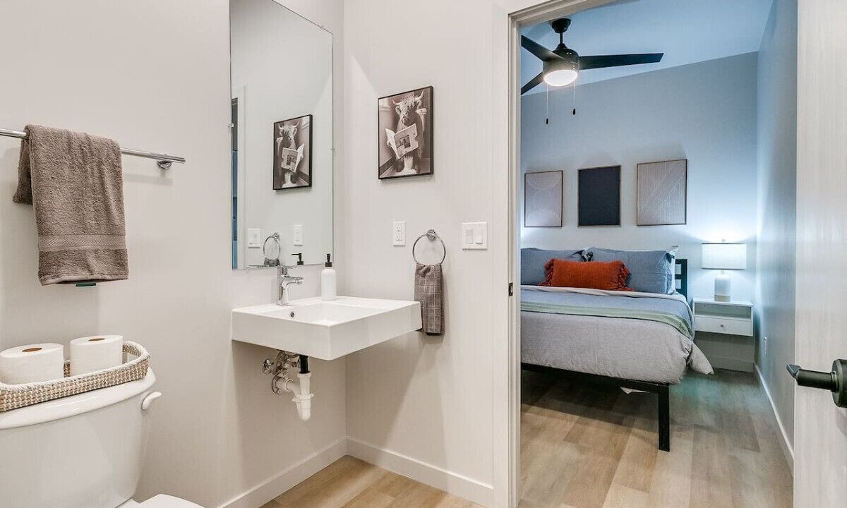 Photo of Bathroom in Midtown