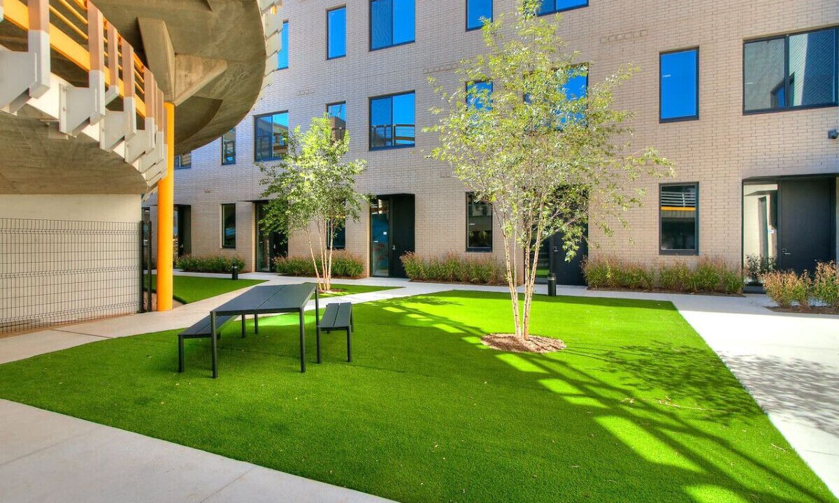 Photo of Patio Balcony in Midtown